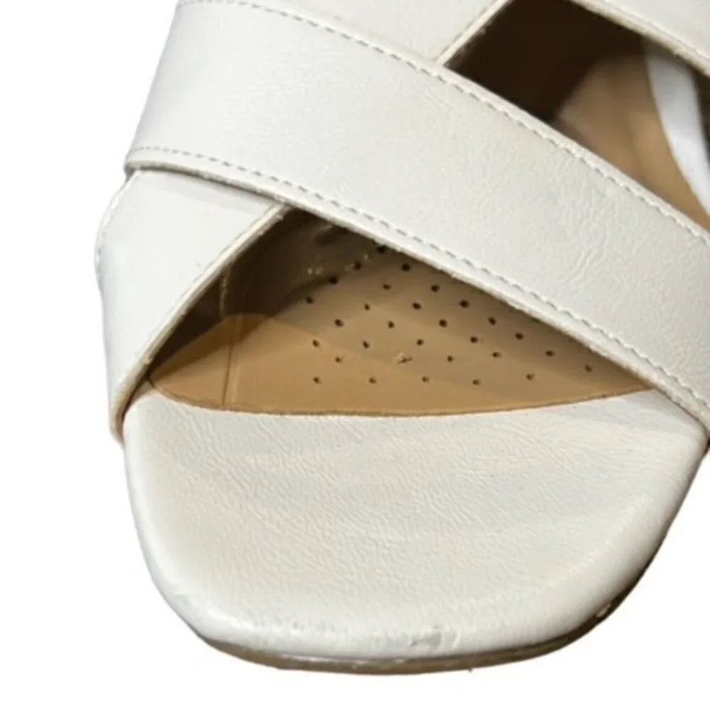 🎉PRICE REDUCED🎉 Abella Tadonna Strappy Sandal Pumps Heels White Size 7.5M‎